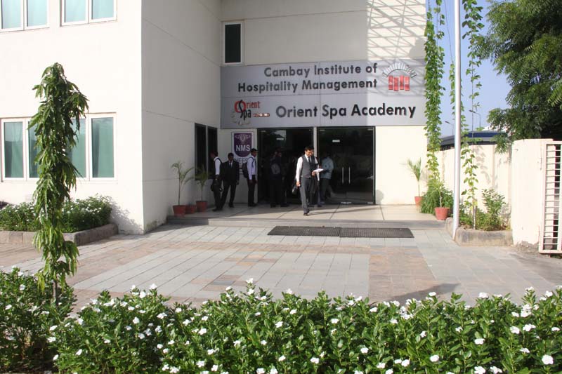 Entrance to CIHM and Orient Spa Academy